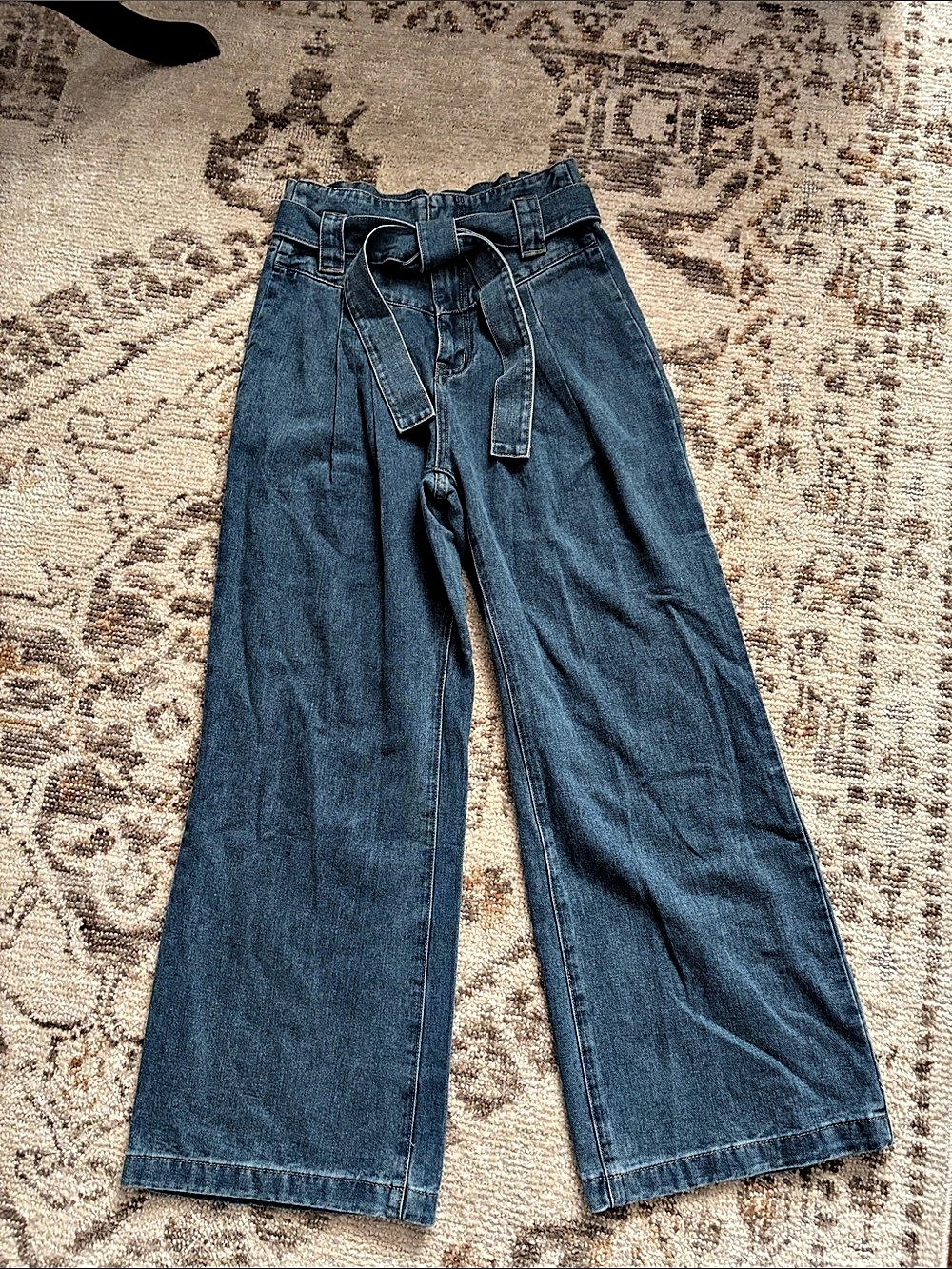CIDER Wide Leg Jeans in Blue Size Small Like New